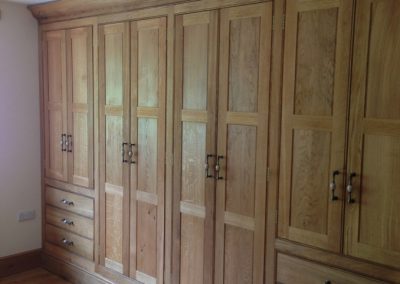 Fitted Oak Wardrobes