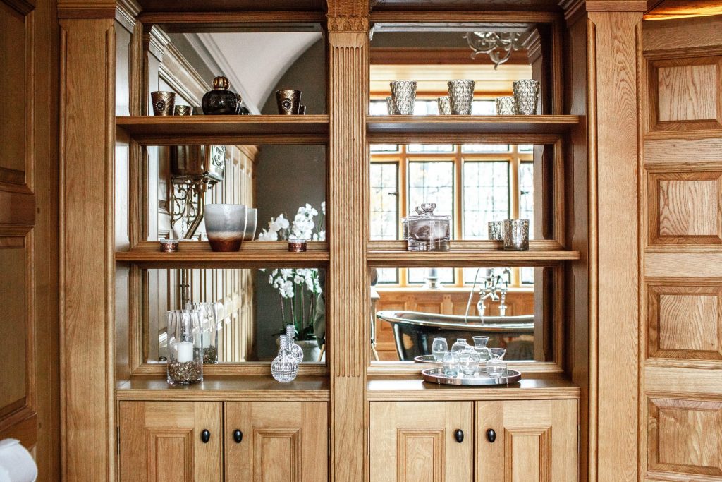 Country house bathroom cabinet