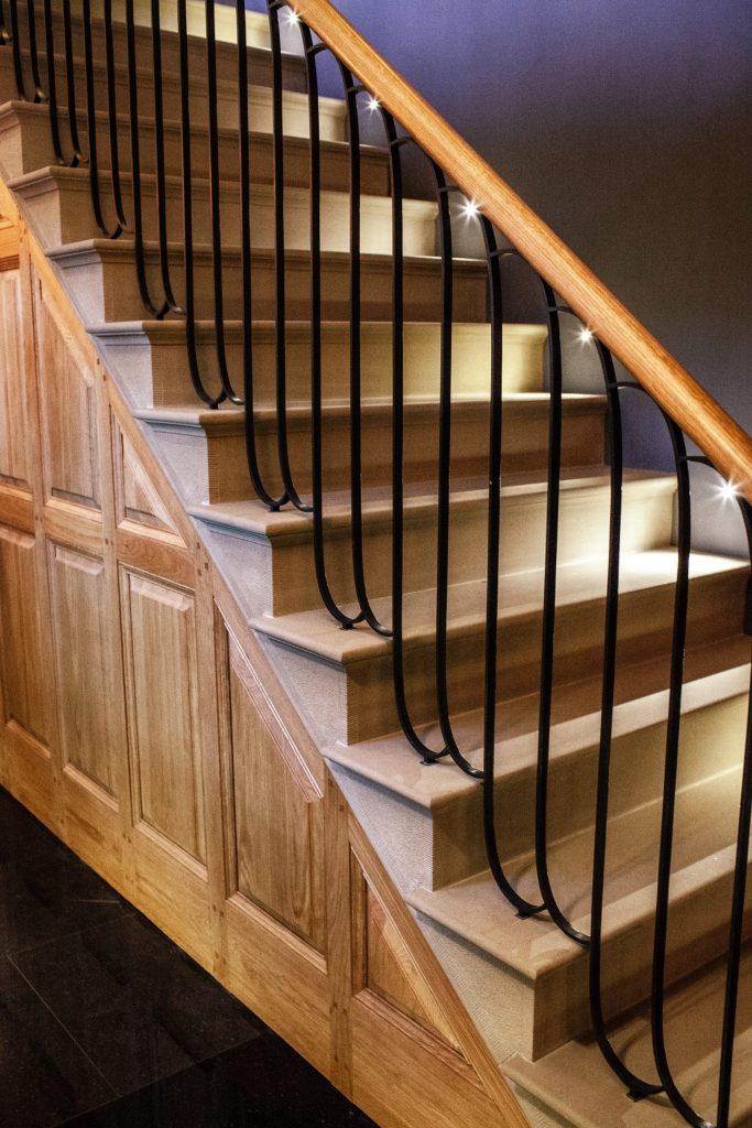 Classical stone carved staircase with bespoke handrail