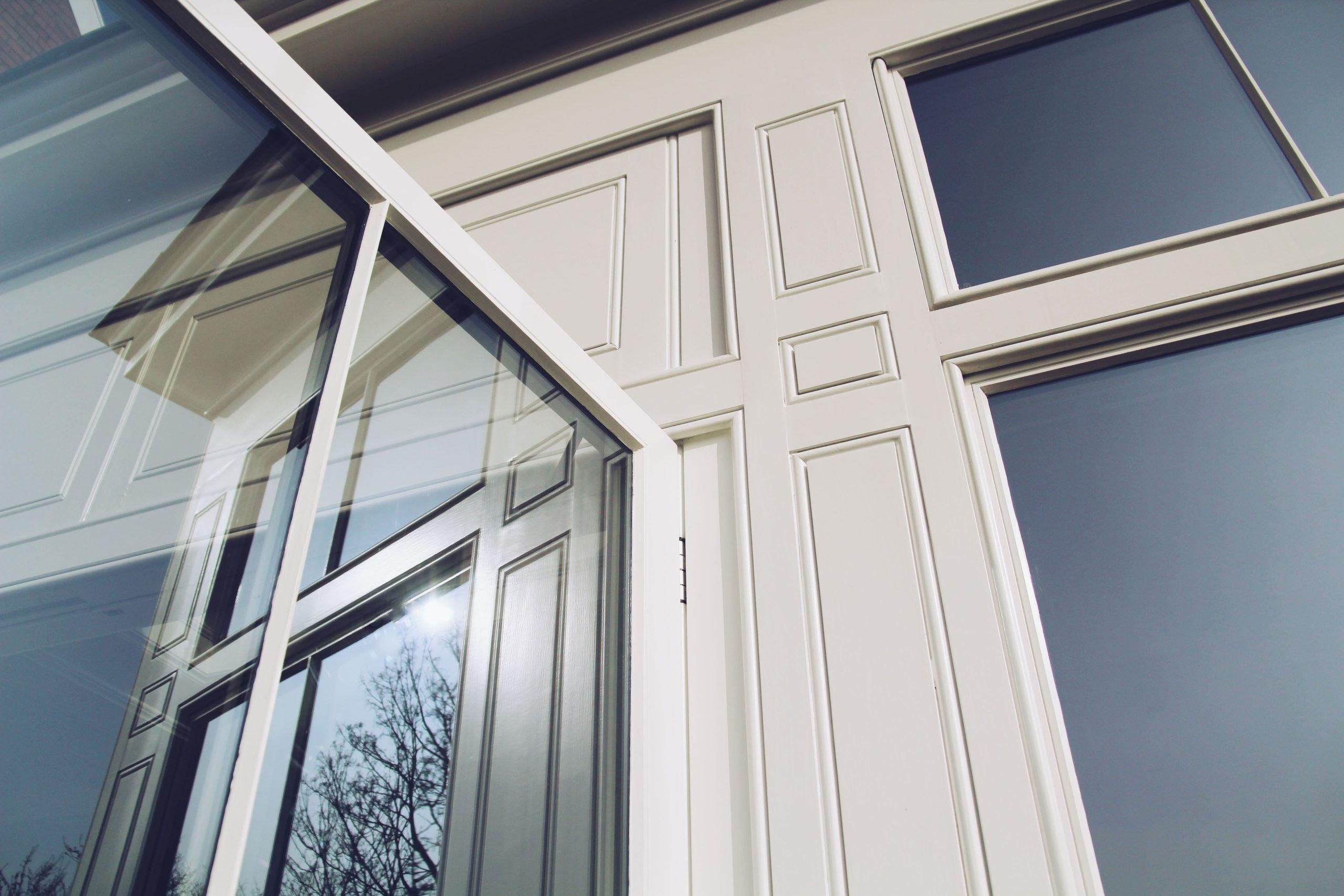 Arts and Crafts garden building design