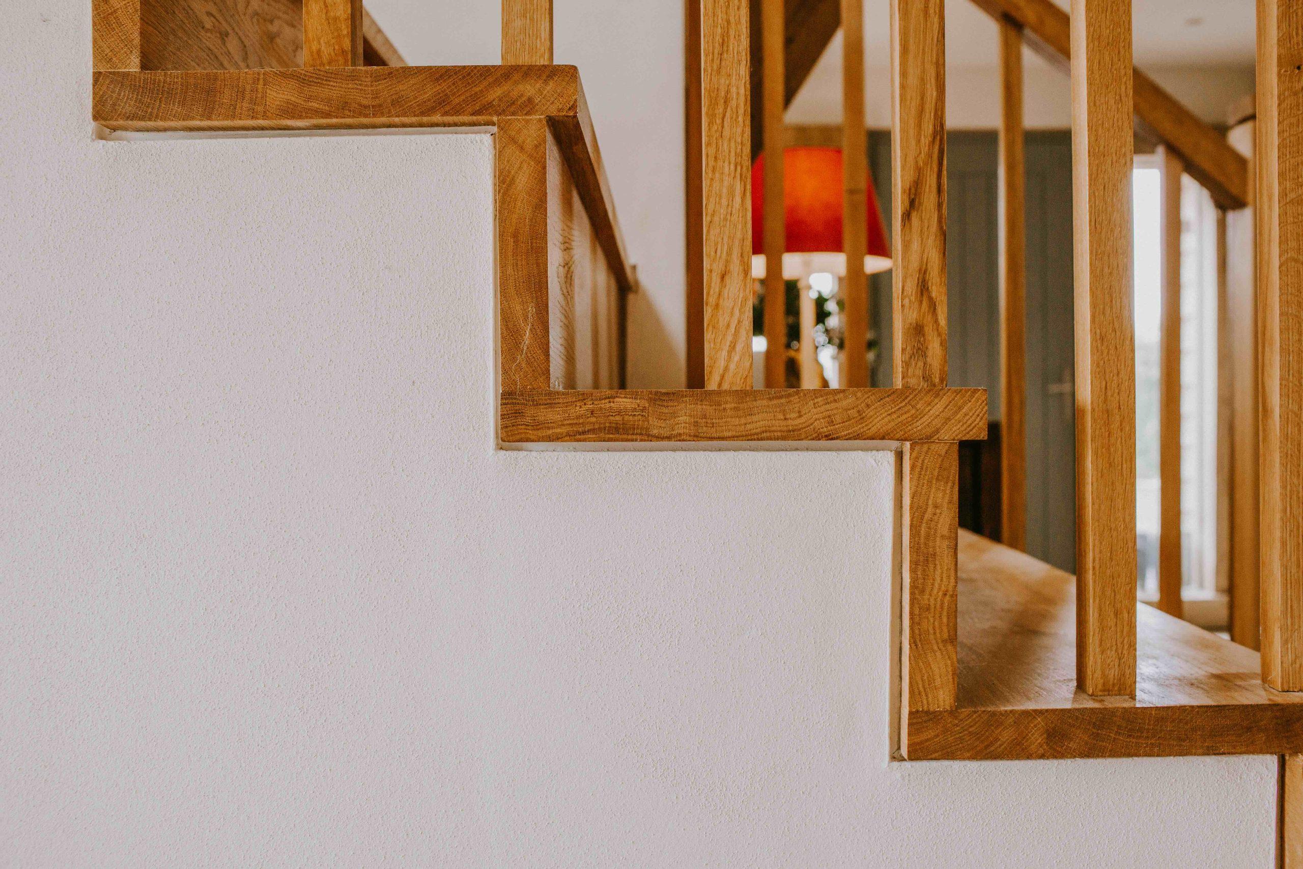 Feature Oak ceiling with octagonal column and truss