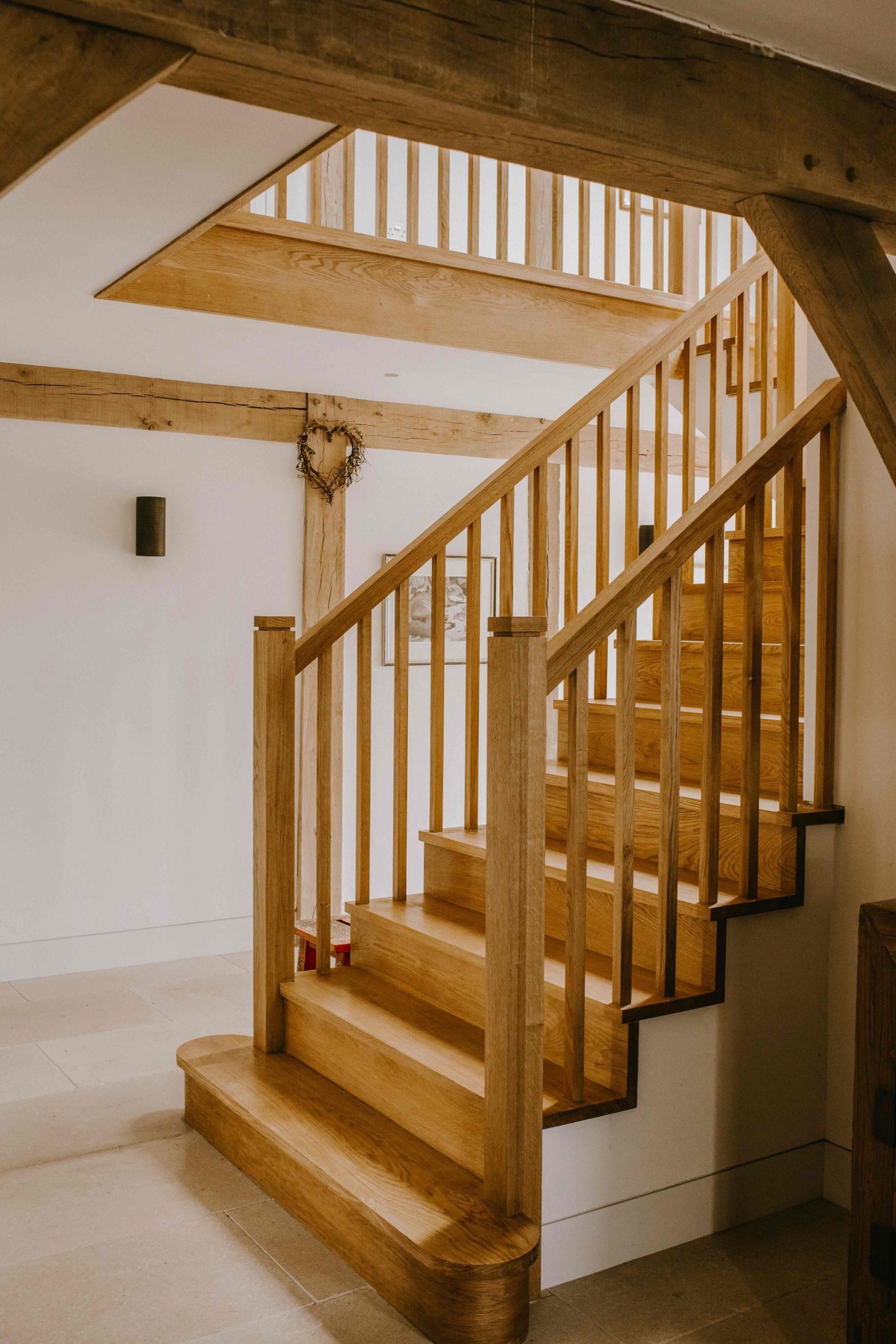 Stone carving with British flowers