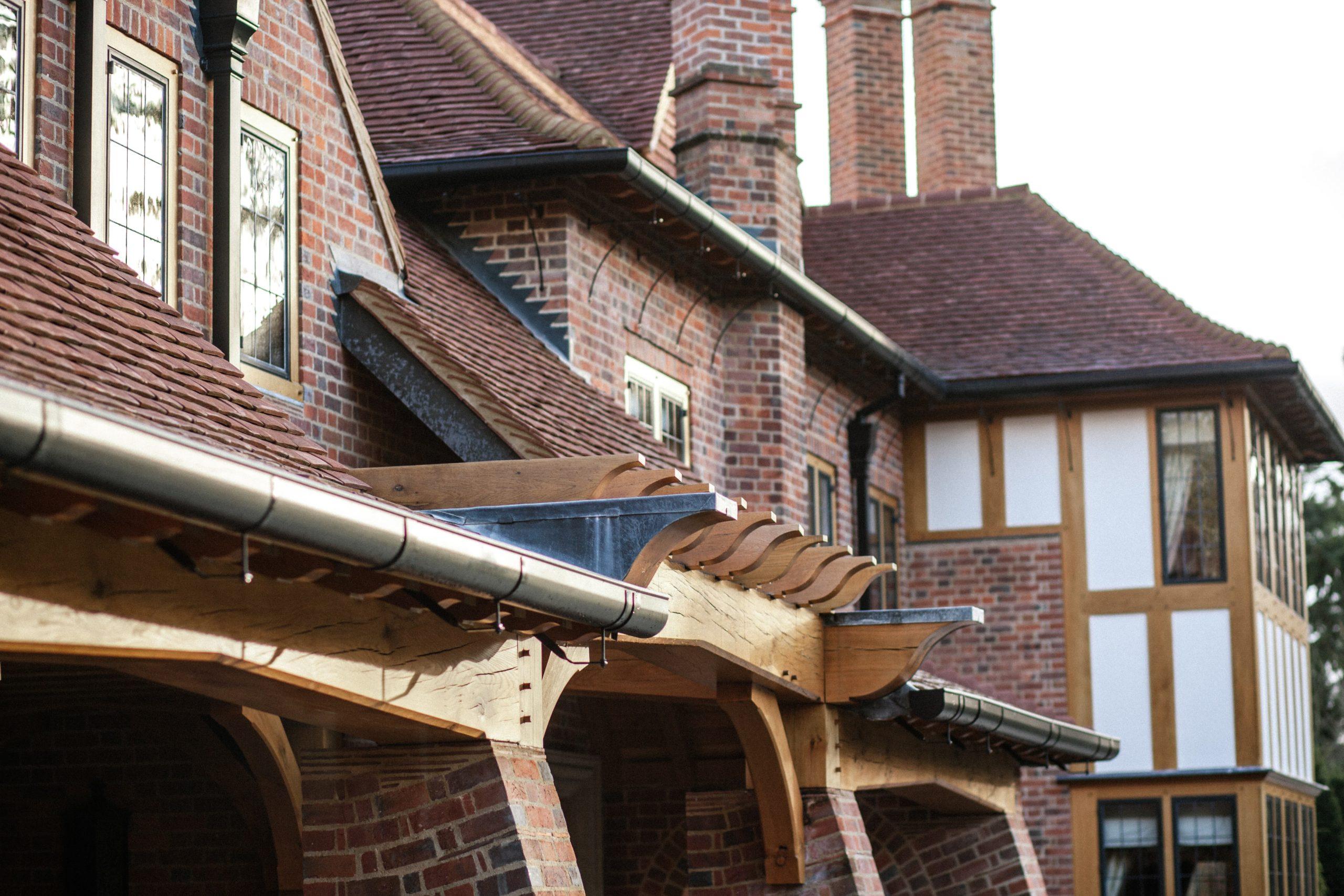 Arts and Crafts Oak windows with bronze casements