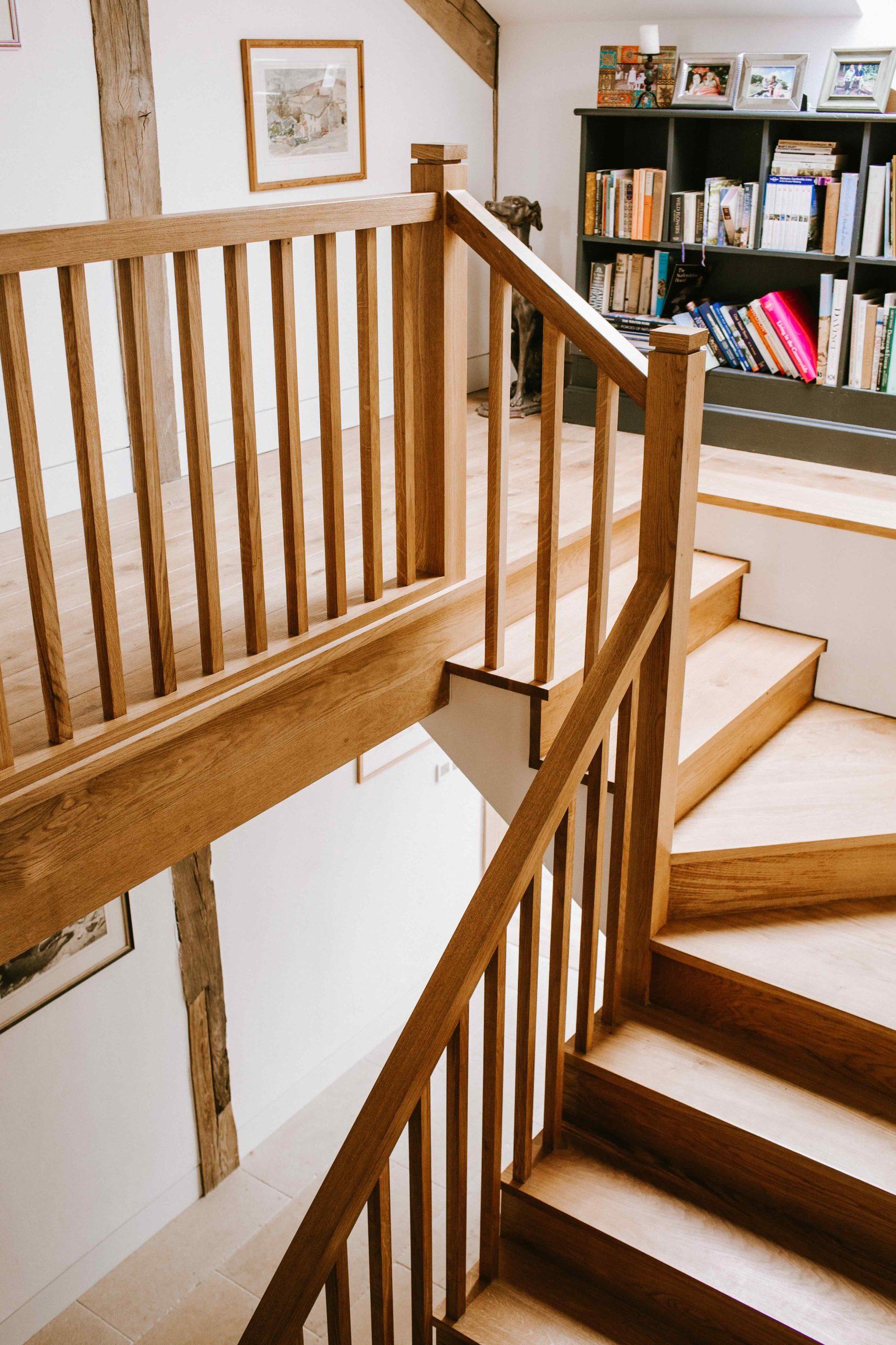 Feature Oak ceiling with octagonal column and truss
