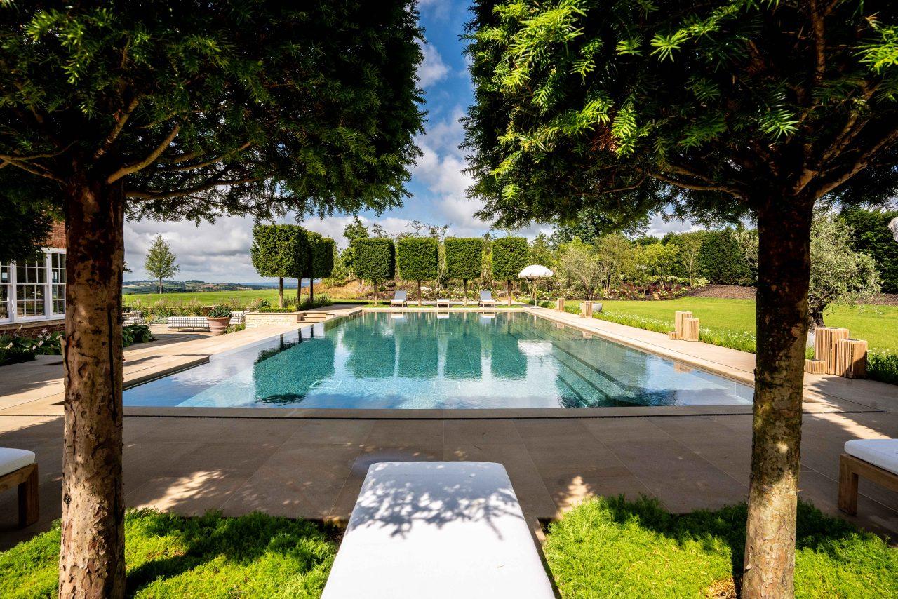 Country Estate Pool Scape