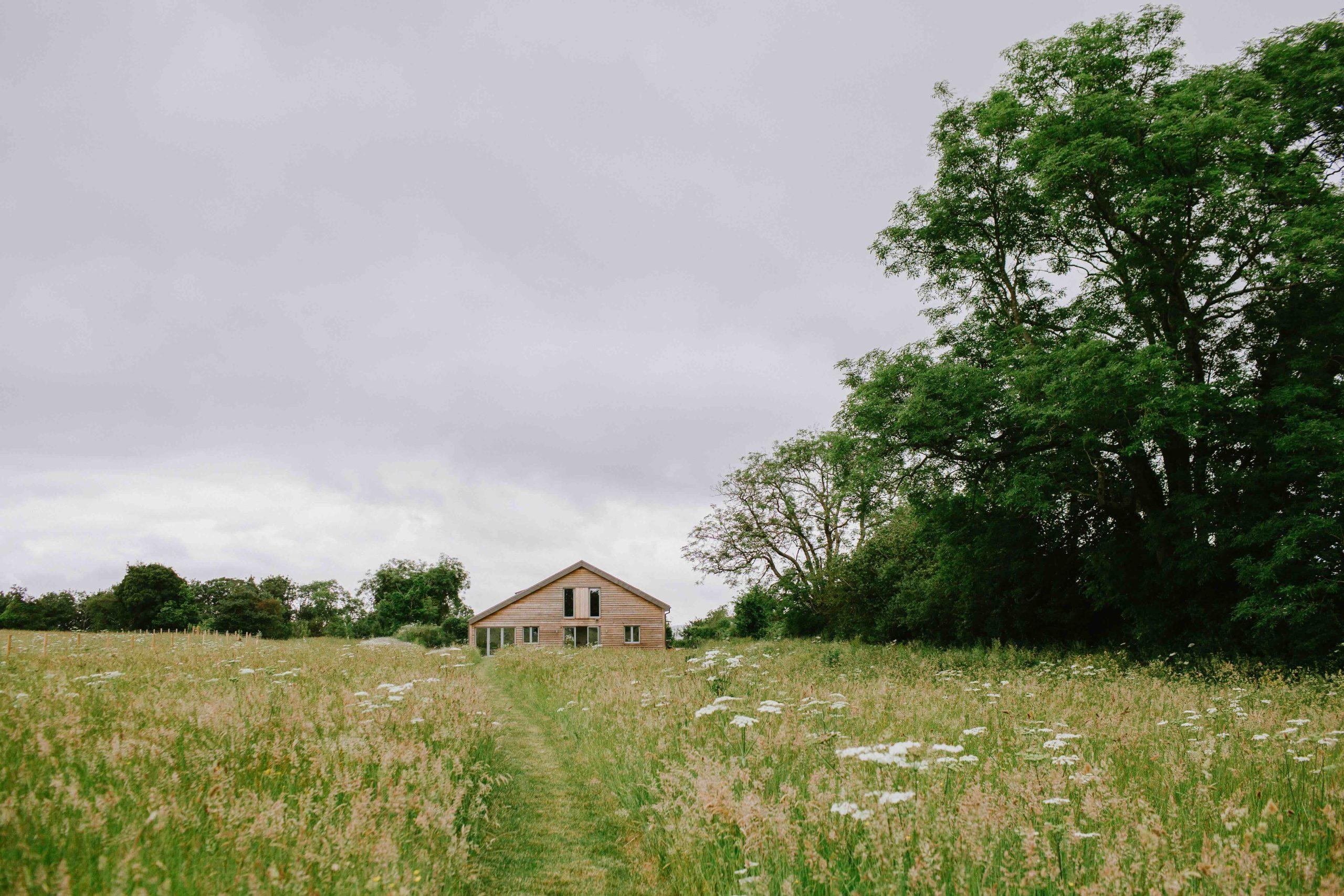 Feature Oak ceiling with octagonal column and truss
